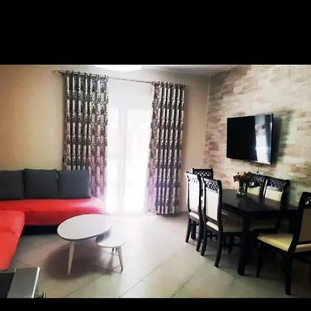 Apartment With 2 Sleeping And 2 Bathrooms