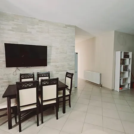 With 2 Sleeping And 2 Bathrooms Apartment